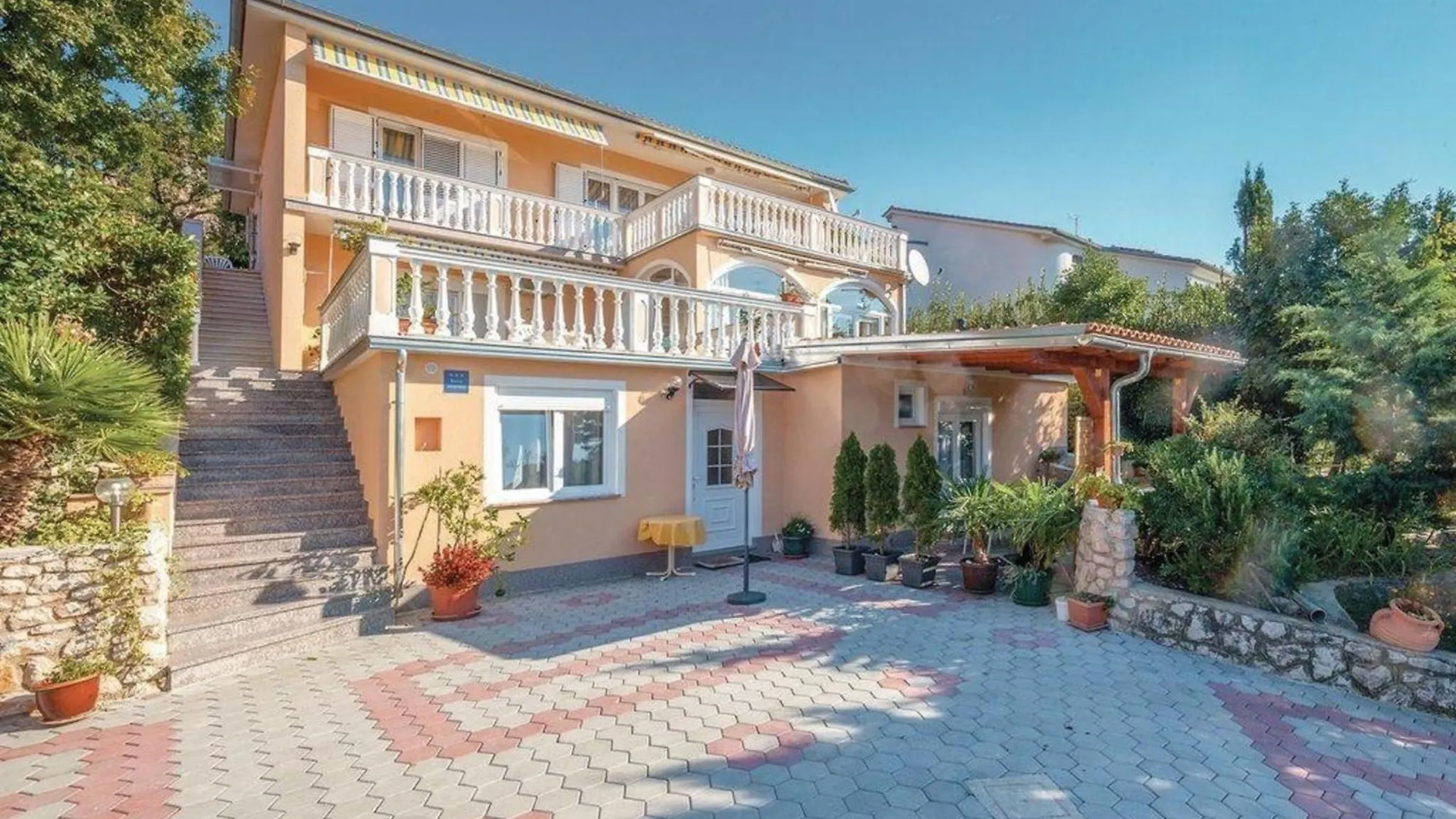 Wohnung In Novi Vinodolski Mit Grill, Garten Und Terrasse Croatia